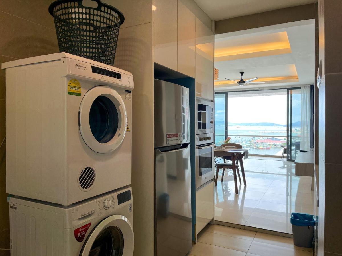 Pelagos Oceanus Waterfront Seaview Homestay Kota Kinabalu Exterior photo